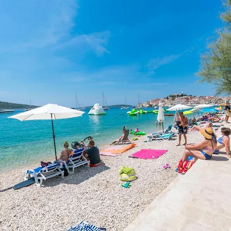 Darija Lägenhet Primošten